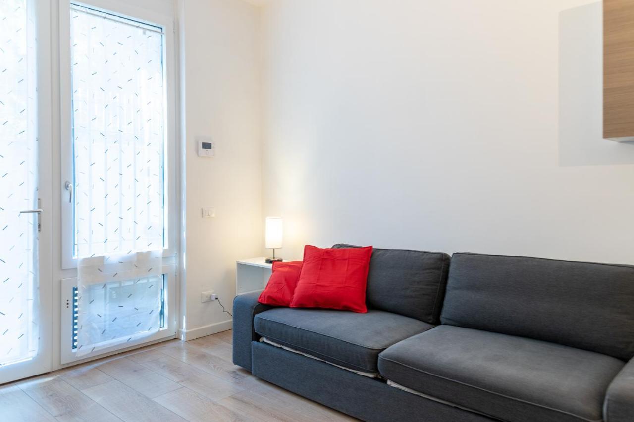 City Centre Apartment - 10 Minutes To Duomo - Free Wifi E Netflix Mailand Exterior foto